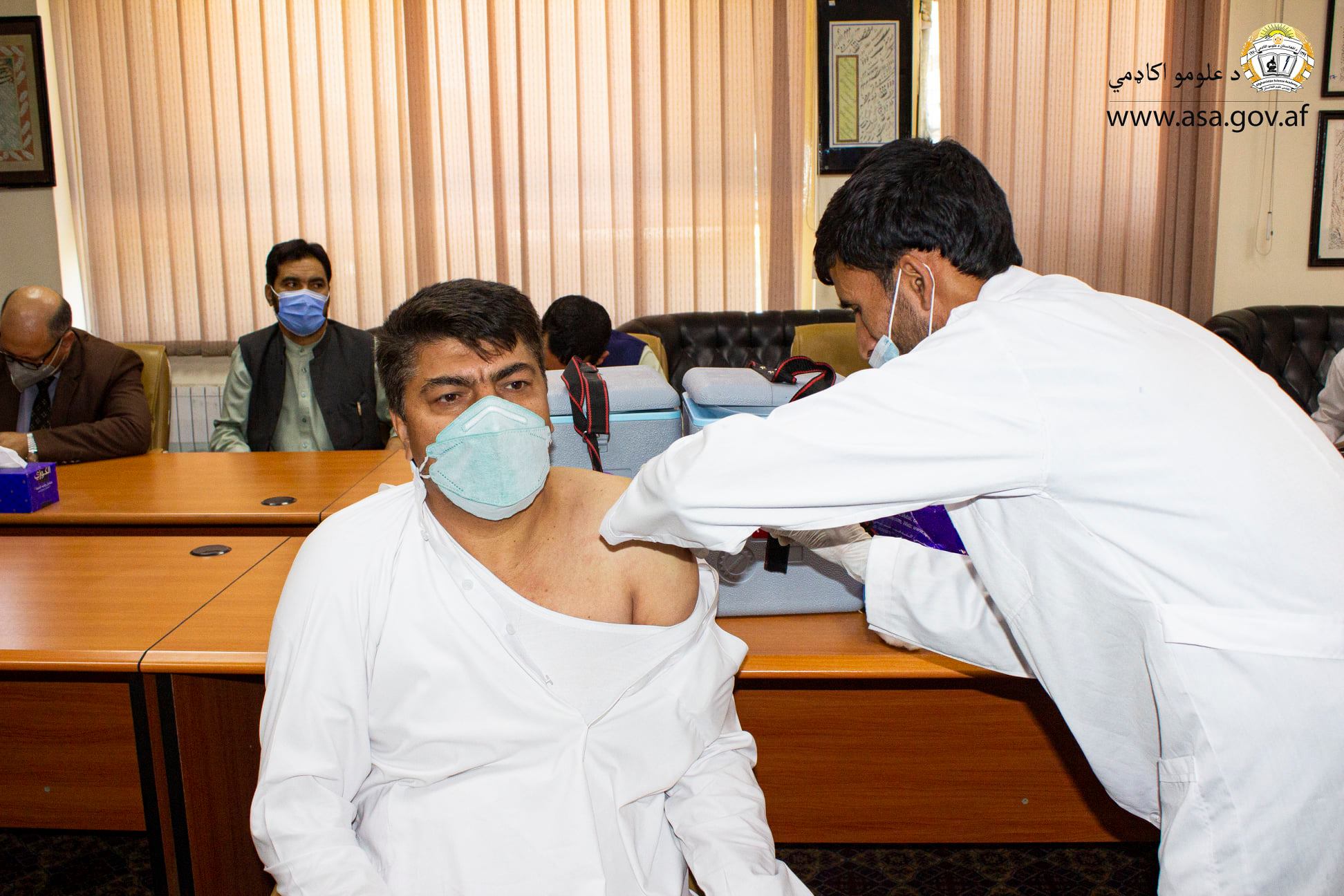 کرونا واکسین په علومو اکاډمي کې ، asa, afghanistan science academy